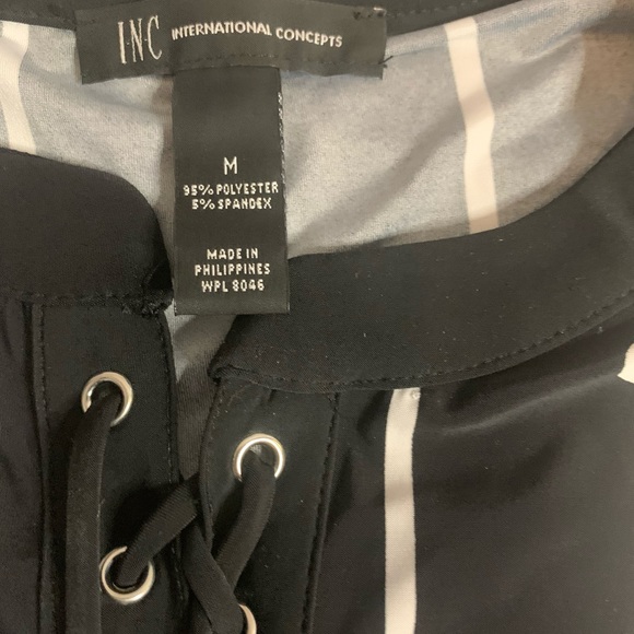 Inc International Concepts Black &White Print Blouse - Picture 3 of 4